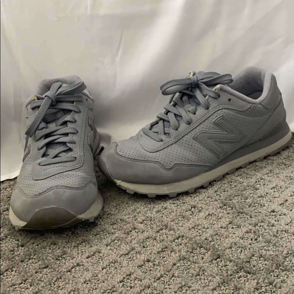 New Balance Tennis Shoes